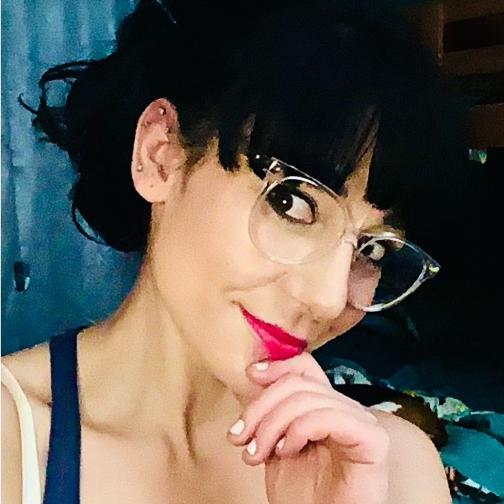 Meet your Posher, Sydney